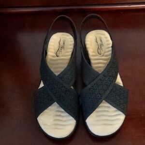 Easy Street Claudia Slingback Sandals